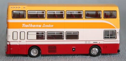 BRITBUS N6106 1:76 SCALE SCANIA METROPOLITAN TRATHENS TOURS BUS BOXED - Picture 5 of 14