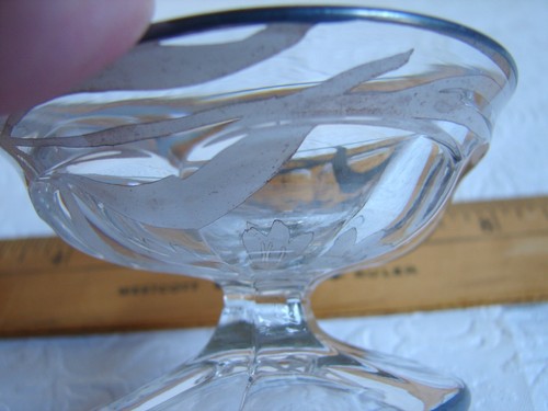Vnt Heisey? 3" Small Footed Almond/Nut Dish w/Silver Overlay, 6-Panel Colonial - Picture 7 of 11