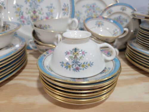 Juego de vajilla de porcelana con adornos dorados Lenox Blue Tree - Imagen 9 de 20