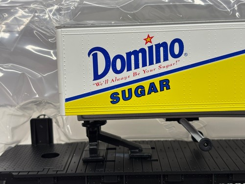 Lionel Domino Sugar Flat Car w/Removable Trailer. 6-26335. New-Please Read! - Bild 2 von 9