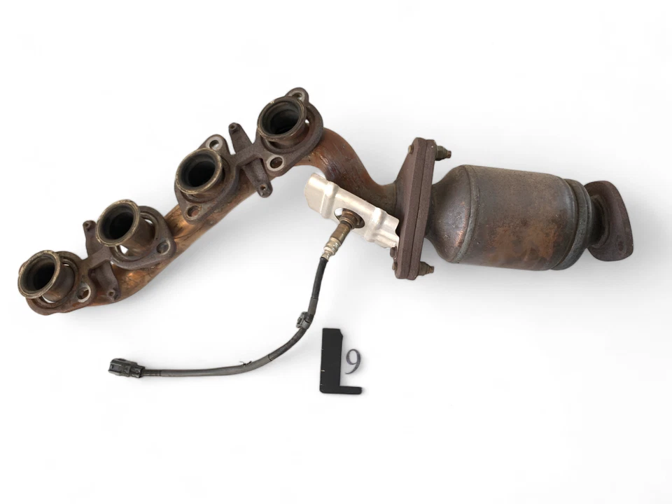 2005 LEXUS SC430 RIGHT PASSENGER SIDE EXHAUST MANIFOLD HEADER W/CAT OEM +++ #90 - Image 3 of 4