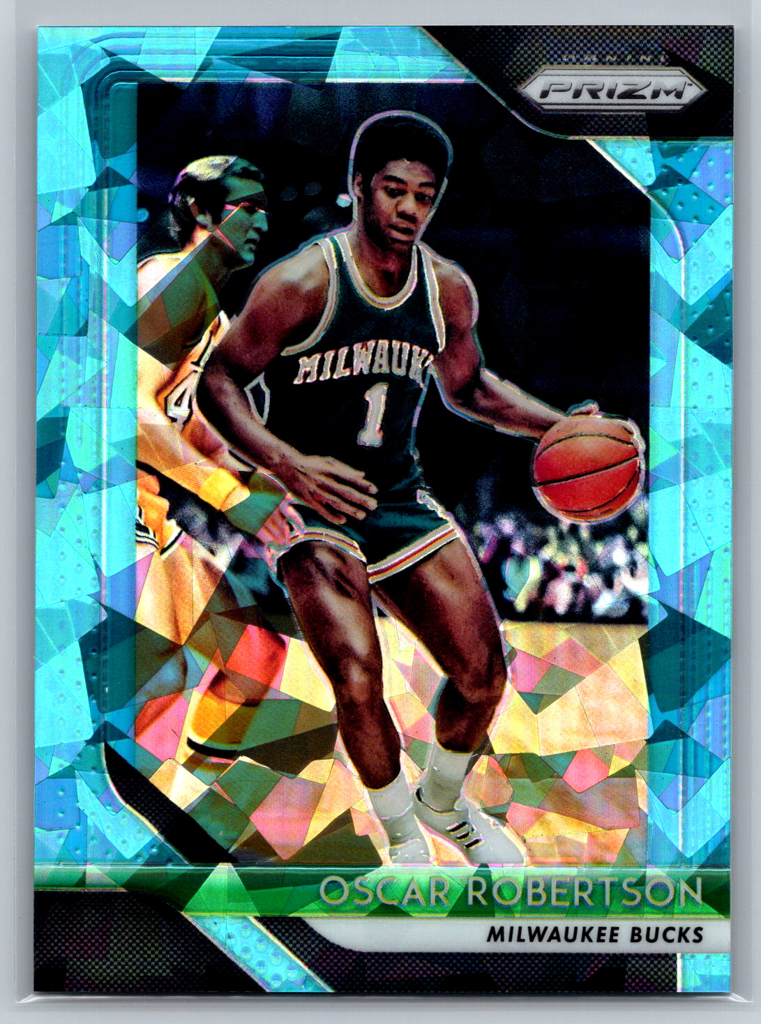 Oscar Robertson 2018-19 Panini Prizm Blue Ice /99 #125 Milwaukee Bucks