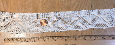 5 Yds X 2  Vintage OFF WHITE COTTON EDGE TRIM With SCALLOPED EDGE