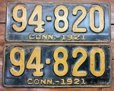 VERY NICE ORIGINAL PAIR 1921 CONNECTICUT LICENSE PLATES, 94 820, NO X HOLES
