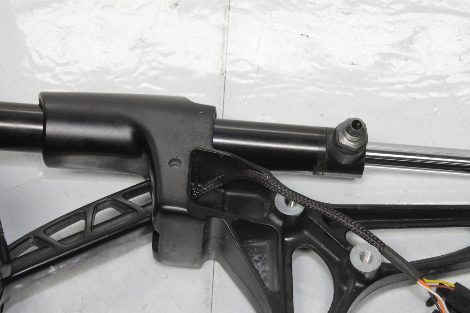 12-14 MCLAREN MP4-12C MP4 12C 570 650 OEM LH ACTIVE AERO WING LINKAGE 11A4671CP