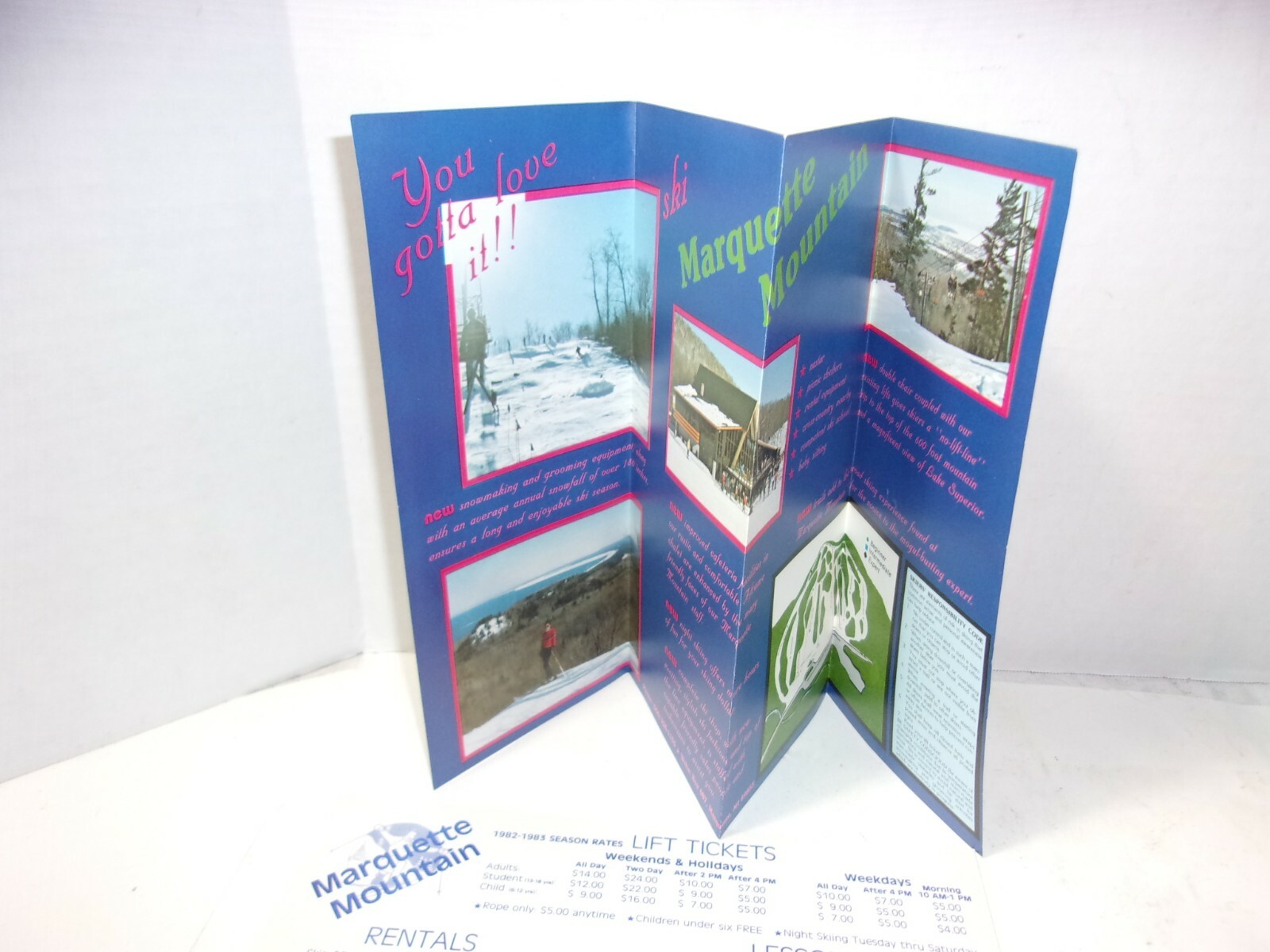 Marquette Mountain Ski Resort Pamphlet Booklet brochure vintage skiing Lodge 
