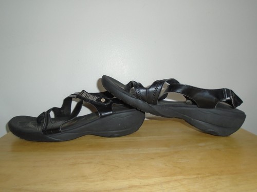 Skechers Women's Sandal Black Color Size 8.5 - Picture 16 of 24