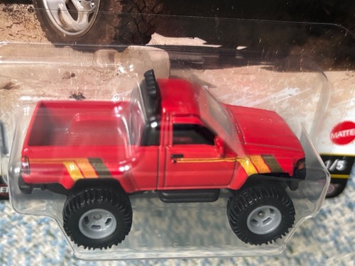 HOT WHEELS PREMIUM CAR CULTURE OFF ROAD 1987 TOYOTA PICKUP TRUCK Red - Picture 3 of 3