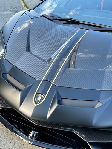 Lamborghini Bonnet Stripes for Aventador, Huracan & Urus in Gloss Black - Picture 2 of 18