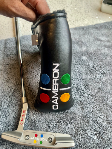 Scotty Cameron Studio Style Newport 2 350g 33 RH MINT w/ Original Grip & HC - Picture 15 of 17