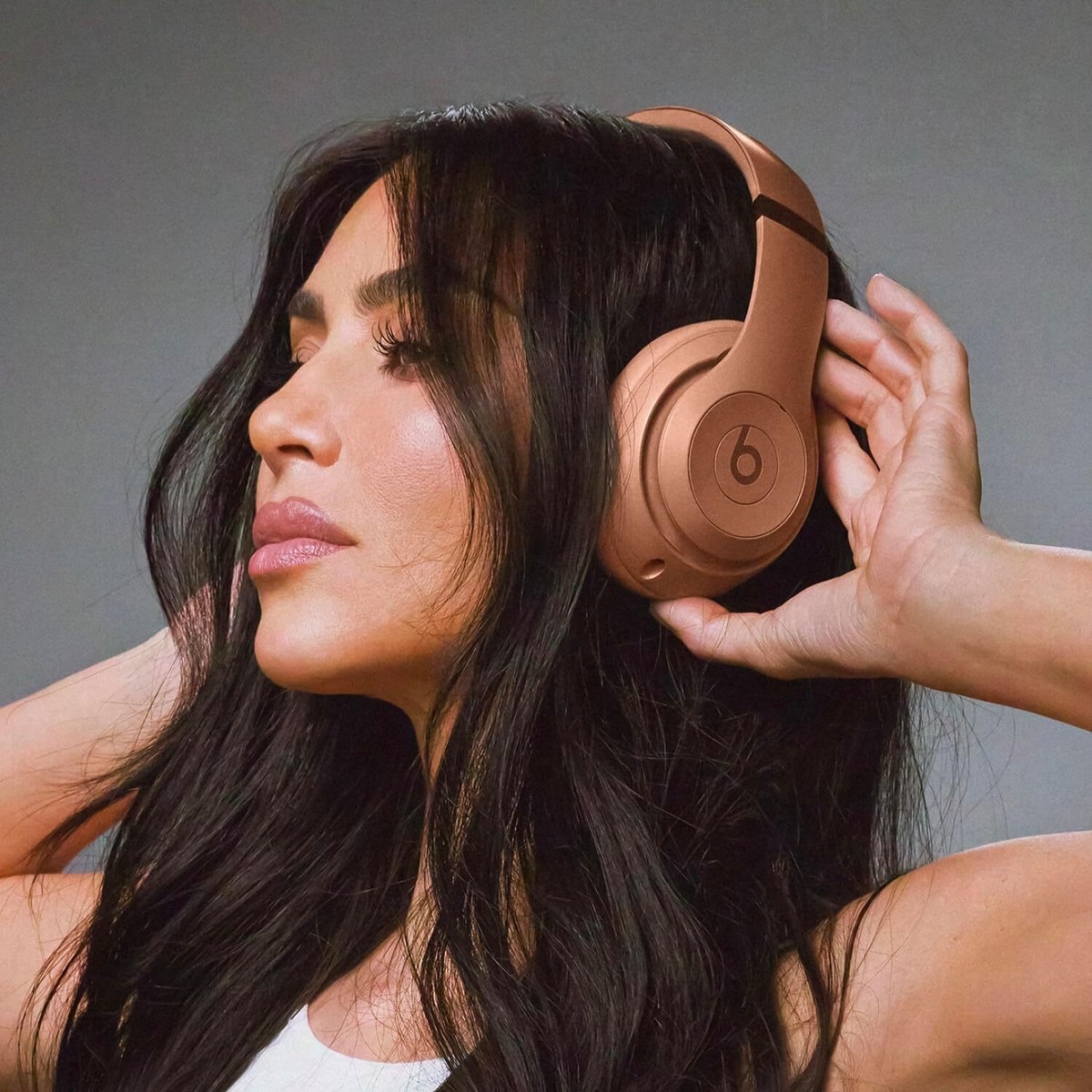 Beats Studio Pro x Kim Kardashian – Bluetooth Noise Cancelling Headphones (Dune) Beats Studio Pro x Kim Kardashian – Bluetooth Noise Cancelling Headphones (Dune)