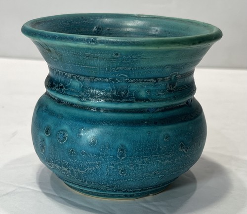 JT Abernathy 3¾" Tall Teal/Turquoise Studio Pottery Vase - Picture 2 of 4