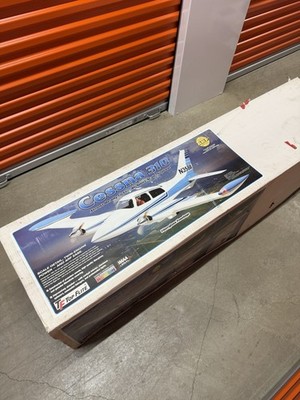 Top Flite ARF Balsa RC Airplane Cessna 310 Giant Scale Twin Engine New in Box
