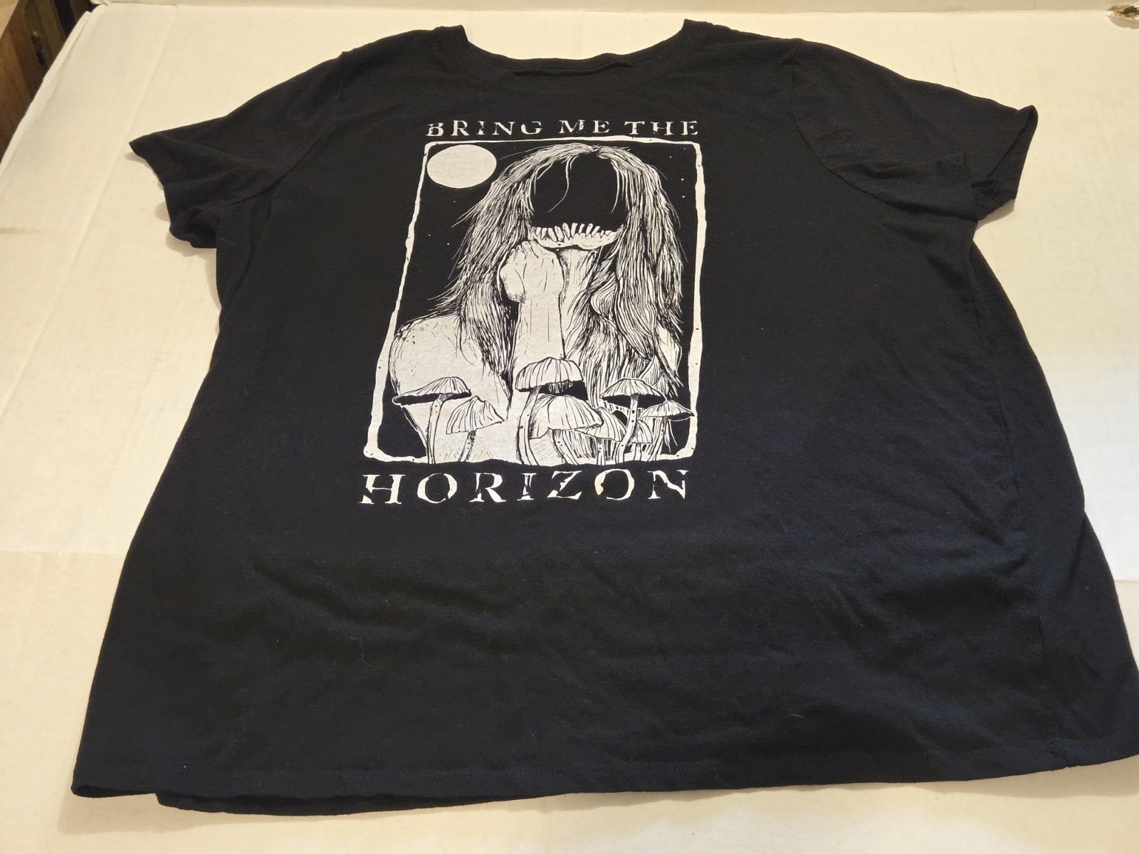 Bring Me The Horizon Faceless Girl Graphic Band T-Shirt  Size Small