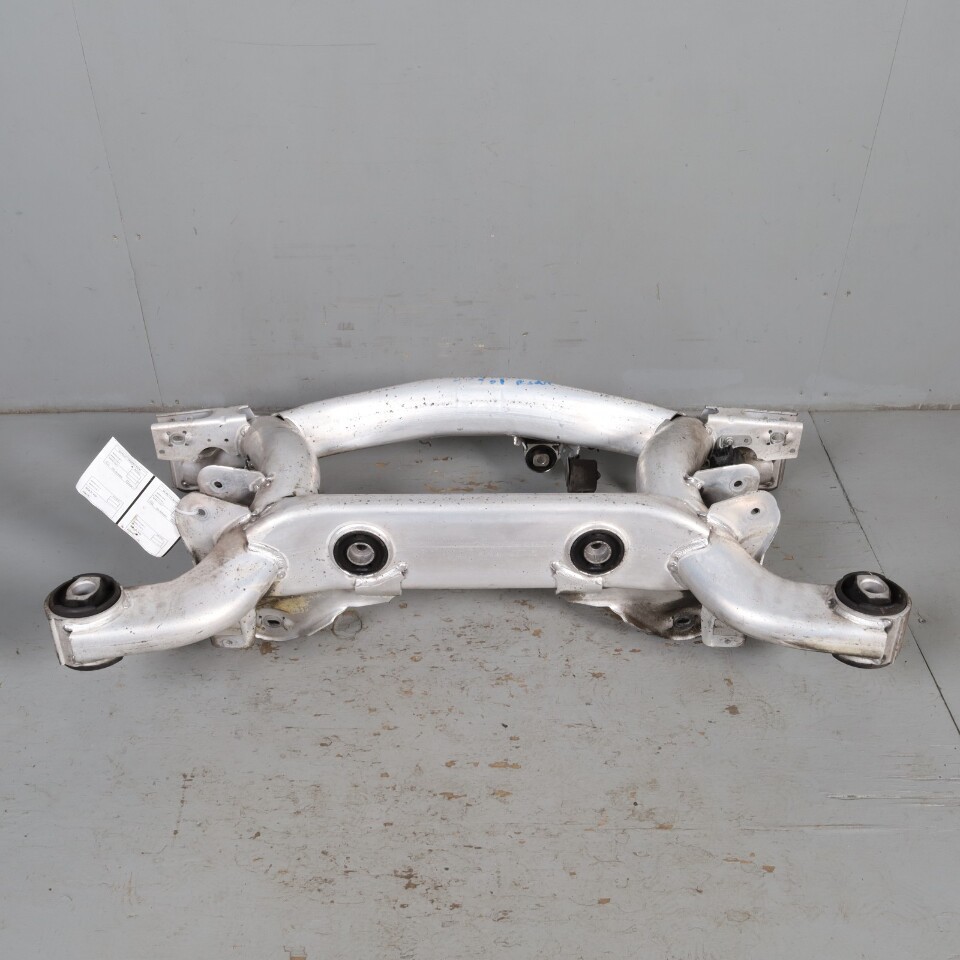 1997-2003 BMW 530i Rear Suspension Crossmember 33311097248 O