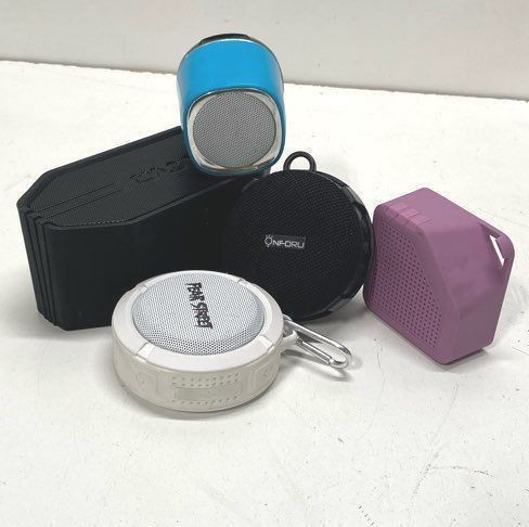 Lot of 6 Bluetooth Speakers