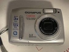 Olympus CAMEDIA D-535 3X Zoom 3.2MP Digital Camera Tested & Works