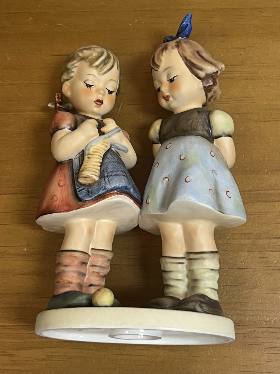 旧西ドイツのGoebel 社製　カーディナル　磁器製フィギュア 旧西ドイツのGoebel 社製 カーディナル 磁器製フィギュア Goebel West