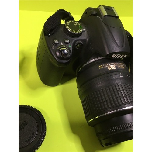Nikon D5000 W/ 2 Kit Lenses and Accessories - Picture 6 of 12