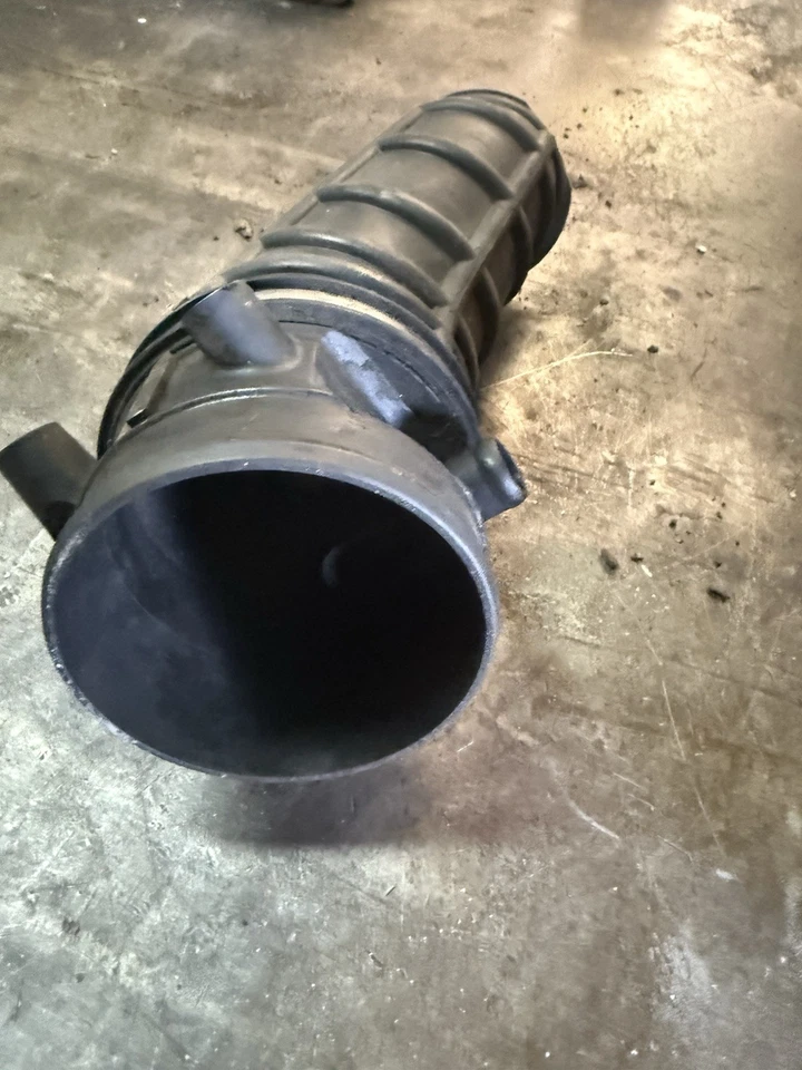 Ford F250 F350 1999 principios 99 7,3 diésel tubo de manguera de conducto de admisión de aire 1826657C1 Foto 3 de 4