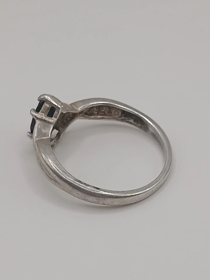 ANILLO AVON PLATA DE LEY 925 Y JADEÍTA NEGRA JADE TALLA 9 Foto 3 de 4