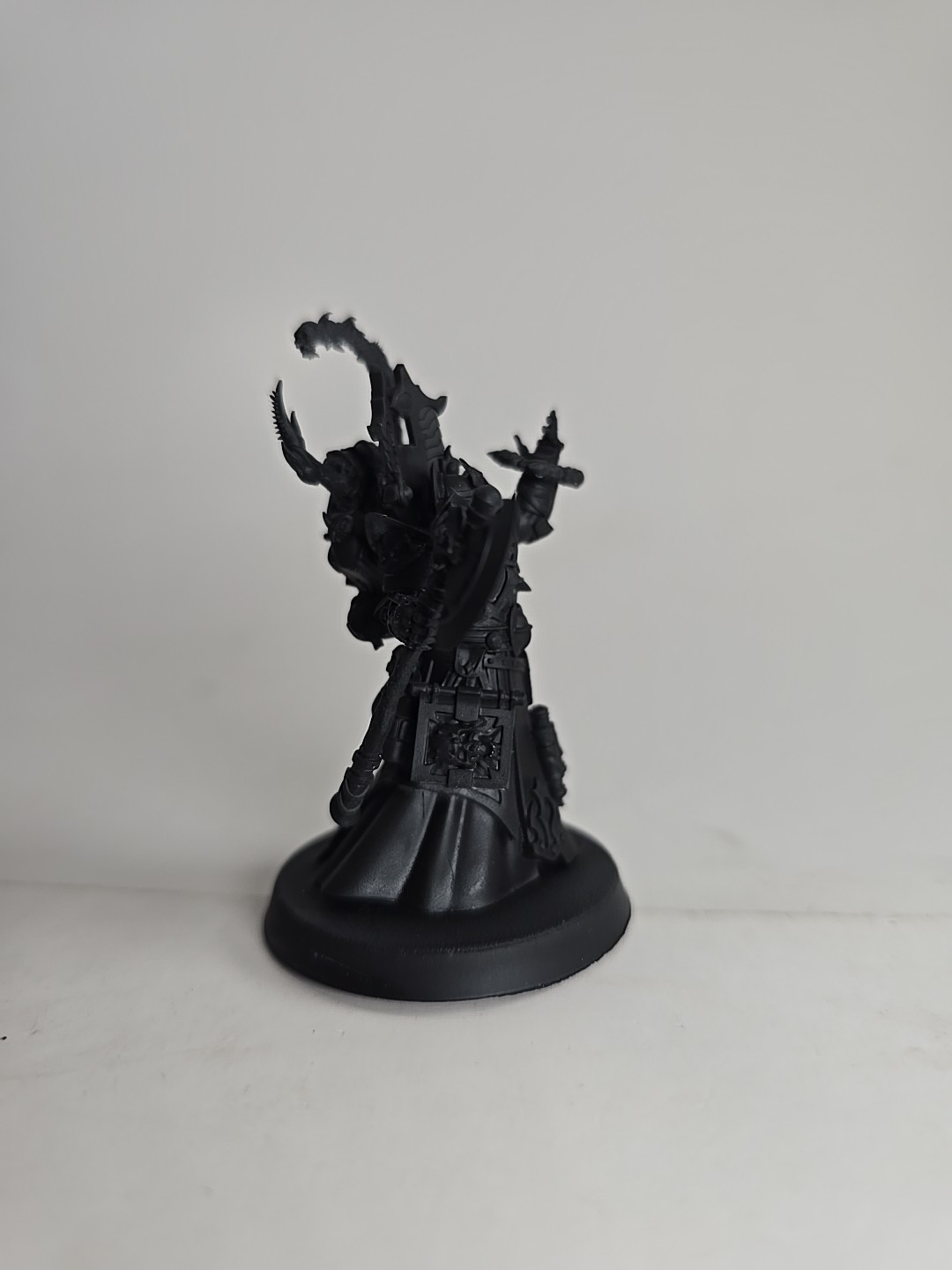 Sorcerer of the Black Foundation Artel W Champion 28MM