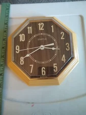 Vintage Octagon Spartus Wall Clock 8x8