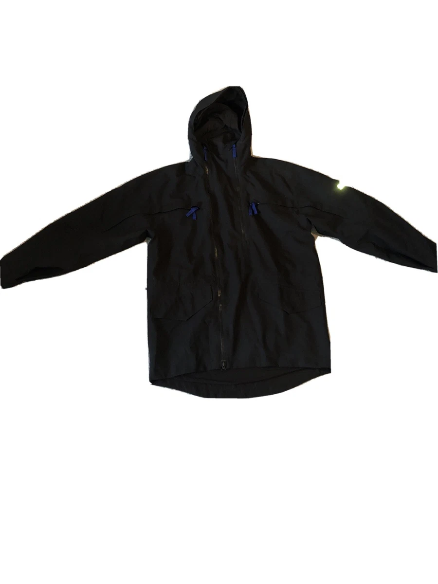 Puma gore tex best sale jacket