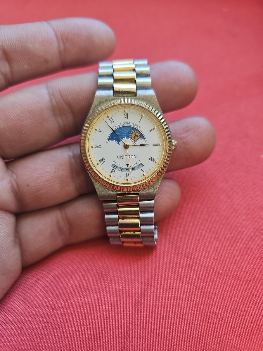 Vintage Men's Unitron Moon Phase Watch Goldtone In Non Working Condition A3