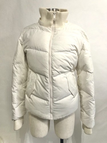 Levi's Women's White Puffer Jacket With 
