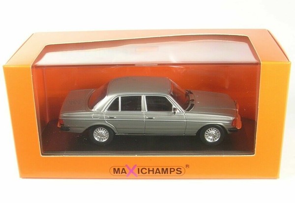 Mercedes Benz 230E W123 Silber 1982 Maxichamps 940032202 1/43 Metall Minichamps-image