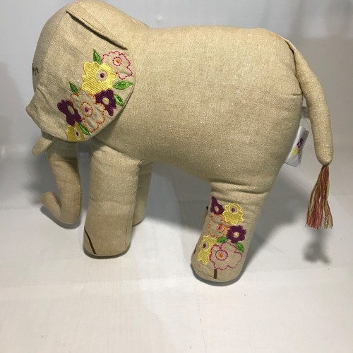 Elefante de lino artesanal con bordado colorido hecho en la India 11,5" de alto - Imagen 6 de 10