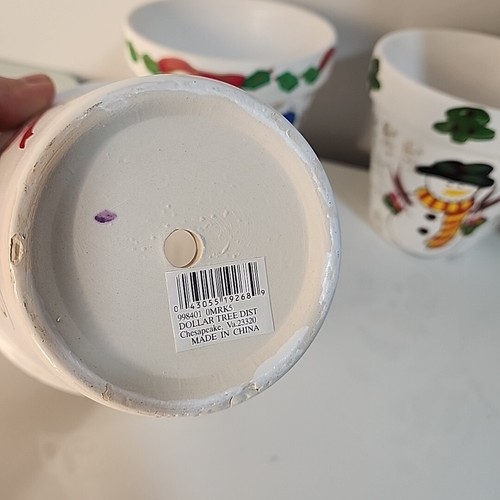 Christmas Themed Flower Plant Pots 5" high Ceramic w/ drain LOT OF 5 - Picture 7 of 21