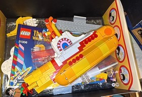 LEGO Ideas 21306 The Beatles Yellow Submarine Discontinued missing Jeremy