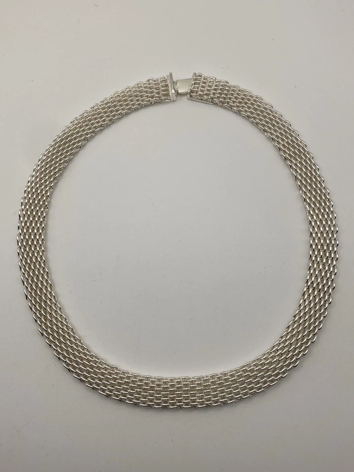 "Collar de malla Somerset de 17"" Tiffany & Co en plata de ley" Foto 2 de 4