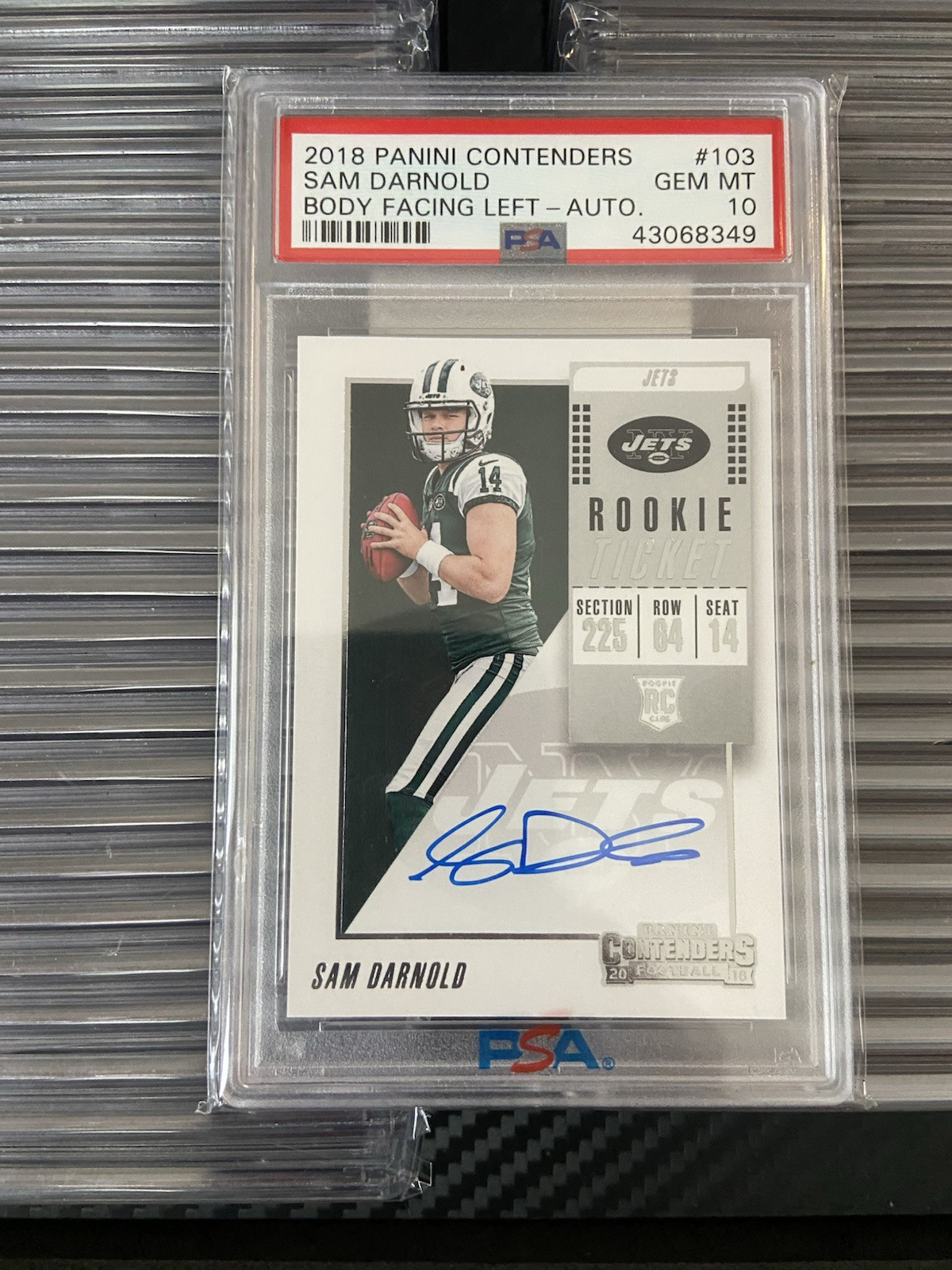 Sam Darnold Panini Contenders #103 Looking Left-Autograph