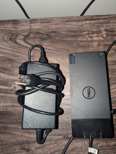 Dell Wd19tb docking station & Dell 180W AC adapter