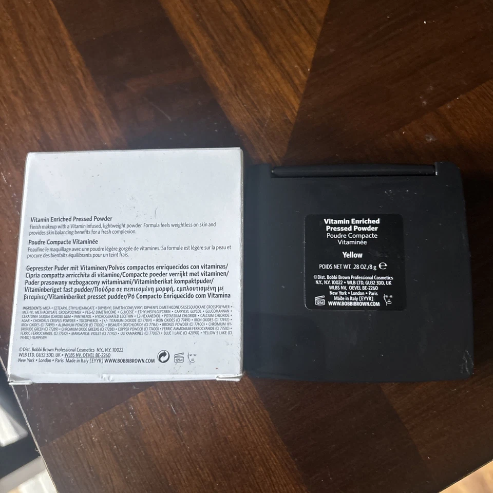 Bobbi Brown Vitamin Enriched Pressed Powder - Yellow - 8 g/.28 oz Full Size NIB - Image 4 of 4