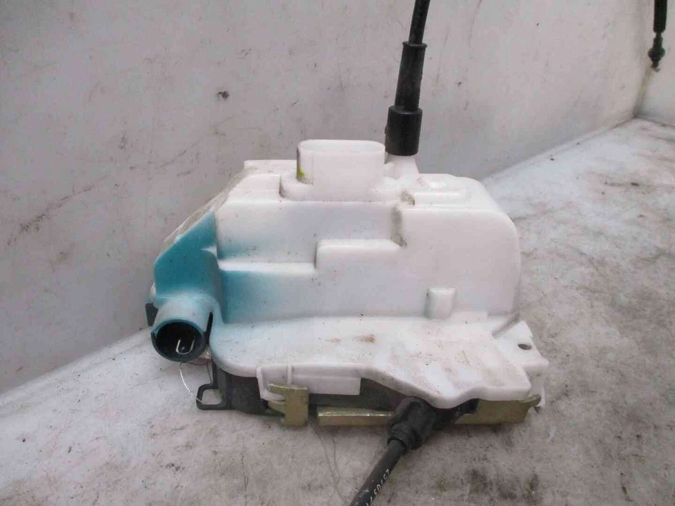 Serrure porte avant droit 9136P9 Citroen C3 PLURIEL I - Photo 2/3