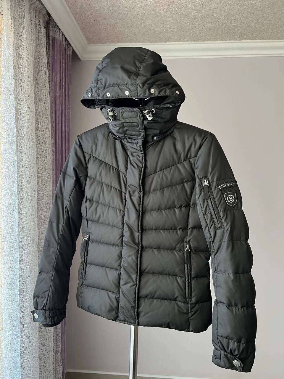 BOGNER FIRE+ICE HOODED PUFFER JACKET SKI SNOW DOWN FULL ZIP PARKA WOMENS 36 S