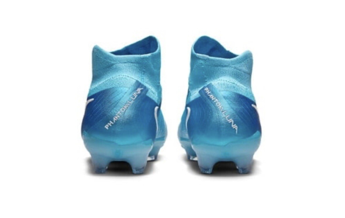 ナイキ ファントムルナ2エリート FJ2572-400 Amazon.com | Nike Phantom Luna 2 Elite FG High-Top Soccer