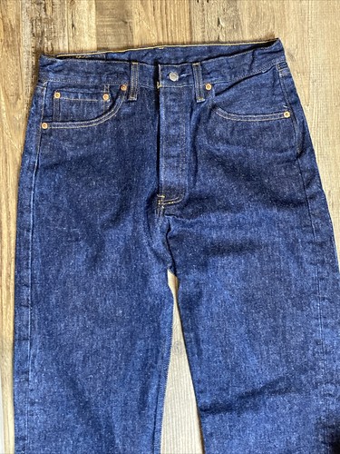 Jeans vintage Levi's 501 blu 31 x 37 tinto in filato made in USA - Foto 8 di 16