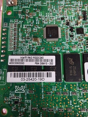 Intel RS3DC040 PCI-E x8 4-ports 12Gb SAS SATA Intelligent RAID Controller Card - Picture 5 of 5