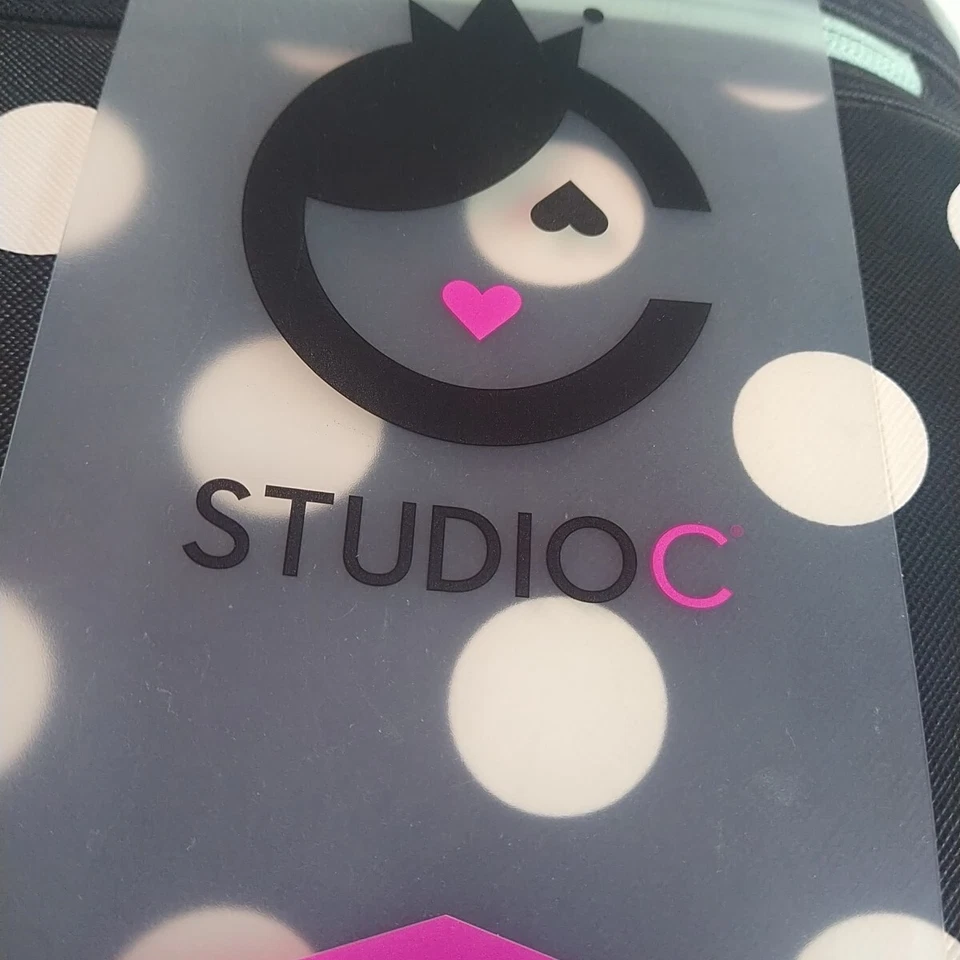 Funda para portátil Studio C Macbook Pro Air hasta 16" Poka Dot negra/como nueva/blanca Foto 3 de 4