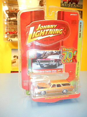JOHNNY LIGHTNING  THOSE 70s CAR   '73 CHEVY CAPRICE ESTATE ''NIP''