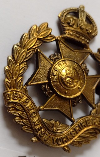 8th Battalion PWO West Yorkshire Regiment Leeds Rifle Original Cap Badge KC 55mm - Picture 5 of 24