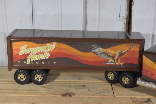VINTAGE ORIGINAL ERTL BROWN PETERBILT SEMI TRACTOR TRAILER SCREAMIN HAWK TRANSIT - Picture 6 of 14