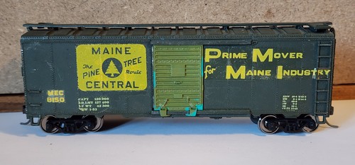 Maine Central RR 40' SD Boxcar 8150 Prime Mover con ruedas de metal Kadee Athearn HO | Zustand: Used