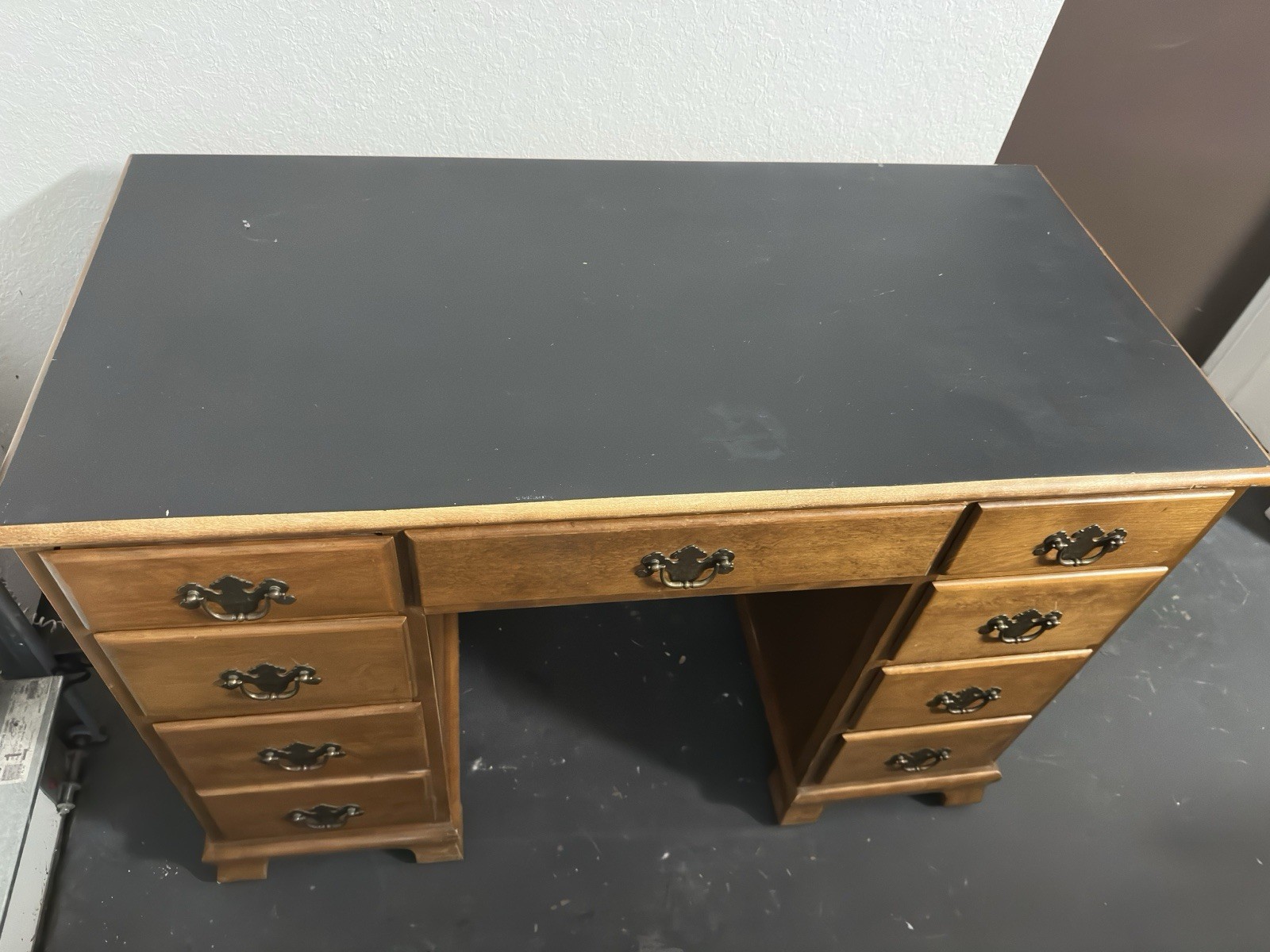 Picture 2 of 5