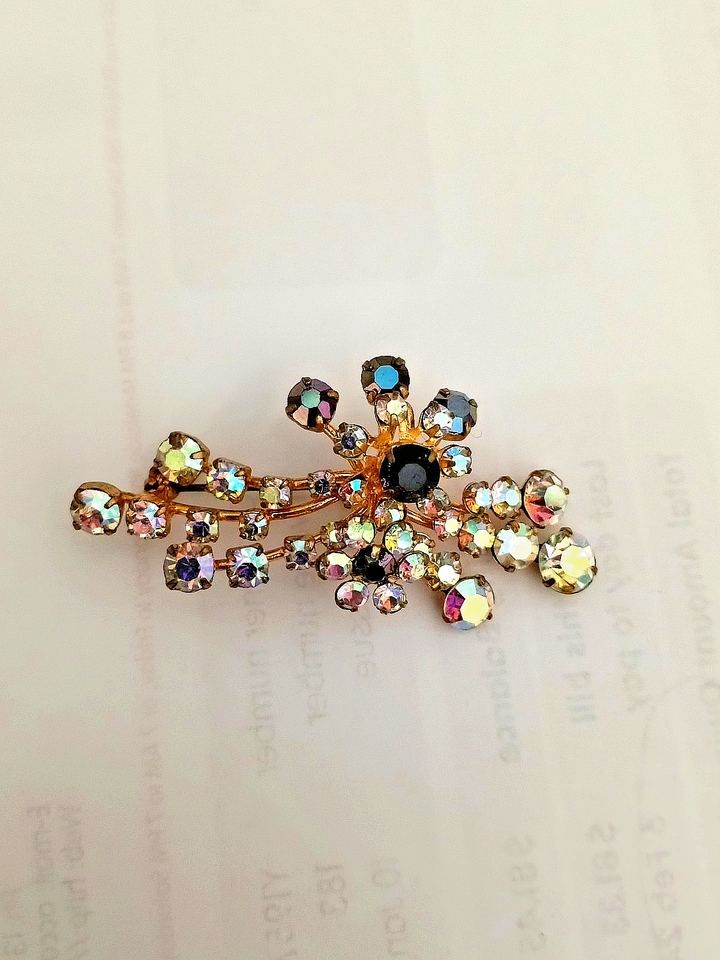 Vroch Old Flower Sheaf Broch. Black Stone + smaller multicolored on gold tone ...